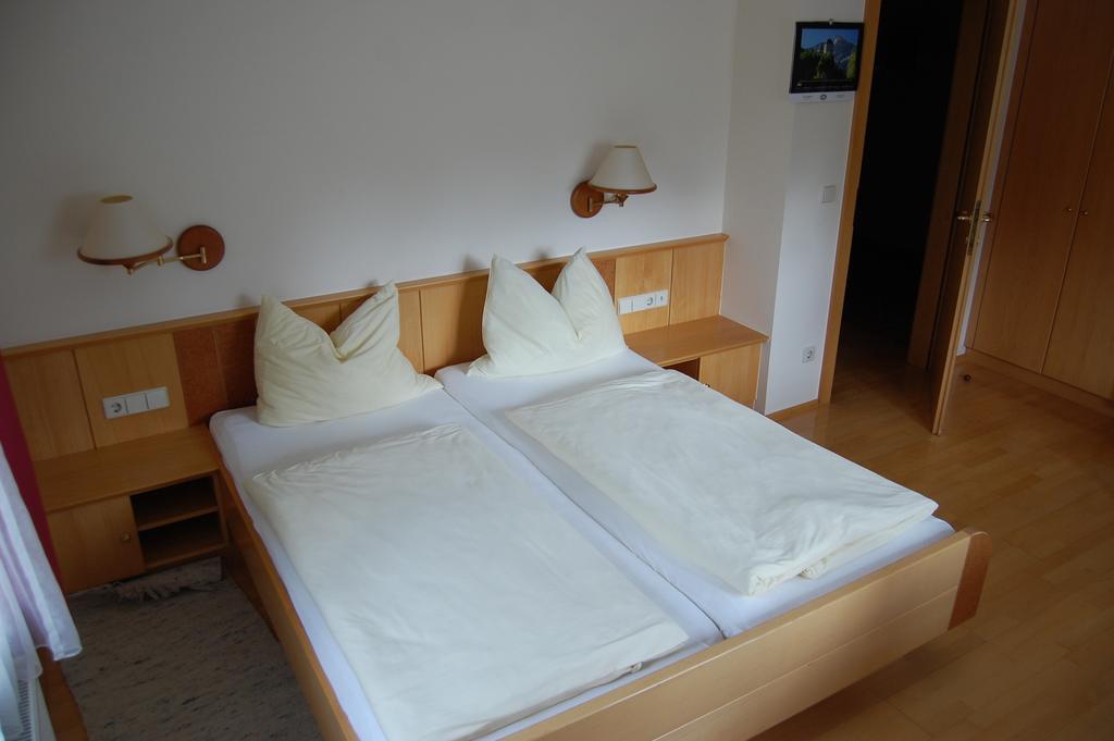 Gasthof Grabenwirt Irdning Kamer foto