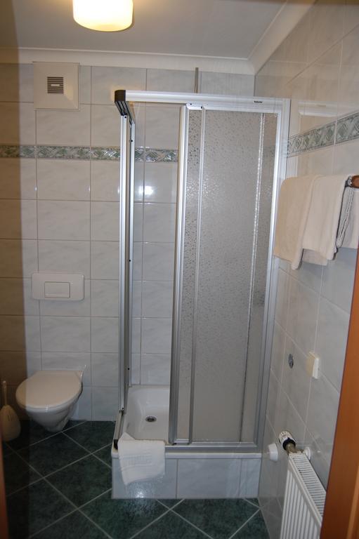 Gasthof Grabenwirt Irdning Kamer foto