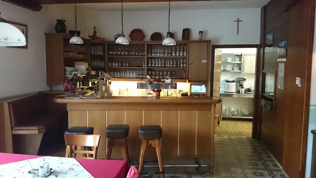 Gasthof Grabenwirt Irdning Buitenkant foto