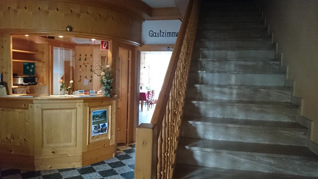 Gasthof Grabenwirt Irdning Buitenkant foto